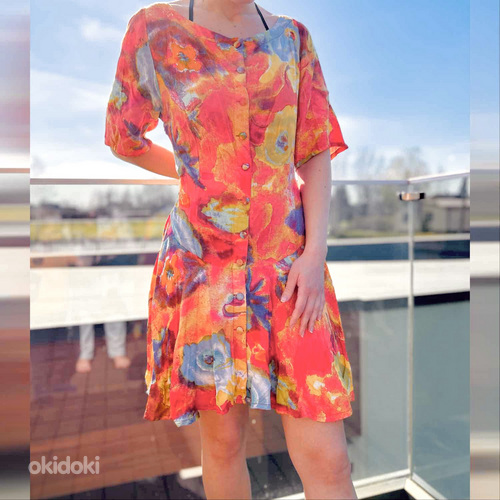 Высококачественное красочное винтажное платье с пуговицами с (фото #1)