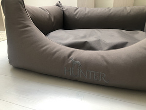 Hunter koera pesa 80x60cm (2 foto / 3)