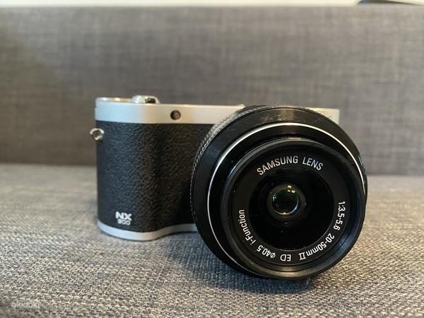 Hübriidkaamera Samsung NX300 - 4 akut - autolaadija (foto #1)