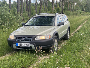Volvo XC70 2005 Nelikvedu (11 foto / 11)