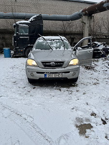 Kia sorento 2,5d 103kw varuosadeks (1 foto / 9)