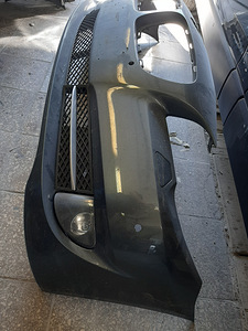 Продам бампер f11 (2 фото из 3)