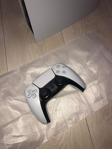 Müüa PS5 825GB Disc Edition + PS5 controller (4 foto / 5)