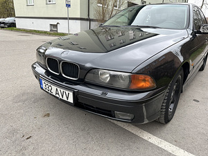 BMW 530d (7 фото из 7)