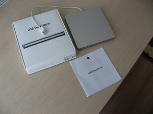 MacBook Superdrive (2 foto / 3)