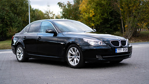 BMW E60 530d lci (2 foto / 11)