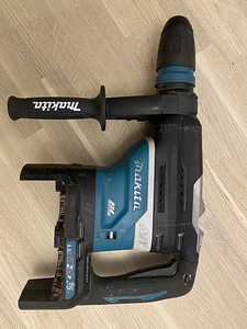 Makita dhr 400 (1 foto / 2)