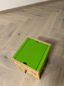 Tegelus kuub. Busy board (3 foto / 3)