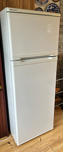 Холодильник Beko (1 фото из 3)