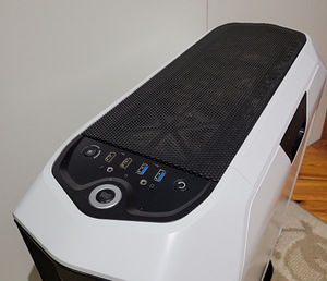 Korpus Corsair Graphite Series™ 780T White Full-Tower valge (6 foto / 10)