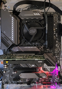 MSI Z590 TOMAHAWK + Intel i7-11700f LGA1200 (emaplaat + cpu) (2 foto / 2)