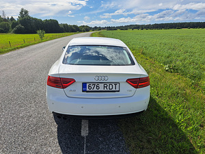 Audi A5 2,0 100kw (3 foto / 8)