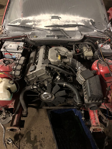BMW 318is mootor 1.8 103kw (5 foto / 5)
