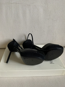YSL pidulikud naiste kingad suurus 35.5 (4 foto / 6)
