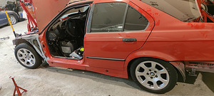 BMW 316/325 poolik ehitus (4 foto / 8)