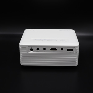 Akiyo O1 Mini Projektor 720p + kolmjälg (7 foto / 8)