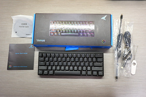 Durgod HK Venus RGB mehaaniline klaviatuur (6 foto / 7)
