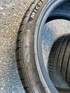 225/40ZR18 - Michelin Pilot Sport 4 (4 foto / 5)