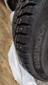 Hankook Winter I*Pike RS2 4x naastrehvi (4 foto / 7)