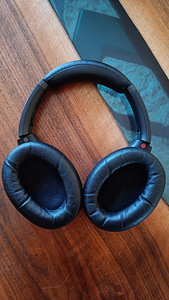Sony WH-1000XM3 (2 foto / 5)