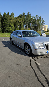 Chrysler 300c SRT 2011 dizel automat webasto (1 foto / 8)
