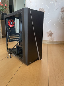 Aero Cool PC / PC korpus (3 foto / 4)