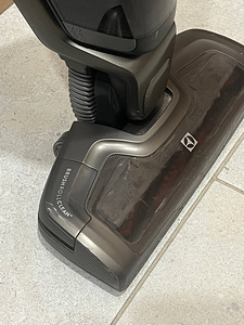 Electrolux käsitolmuimeja ErgoRapido + laadimisdokk (3 foto / 7)