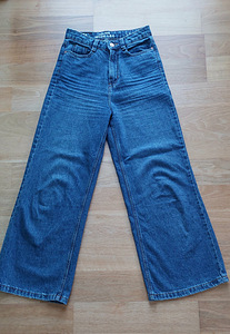 Широкие джинсы размера xs