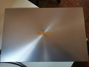 Sülearvuti Asus ZenBook 14 A Ryzen5 8GB 512GB Vega 8 4GB (2 foto / 2)