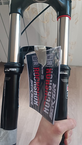 Rockshox Sektor (3 foto / 3)
