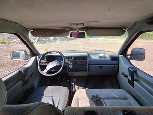Volkswagen T4 Caravelle (7 foto / 8)