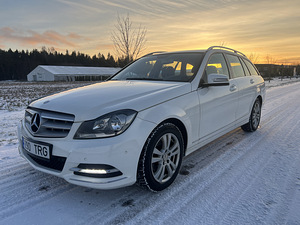 Mercedes-Benz C 200 Avantgarde 2.1 100kW (2 foto / 11)
