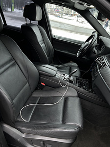 BMW X5 E70 35D M-pakett 210kw (8 foto / 9)
