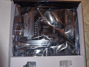 ASUS Prime B560M-A (3 фото из 3)