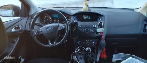 Ford Focus 2015 (foto #9)