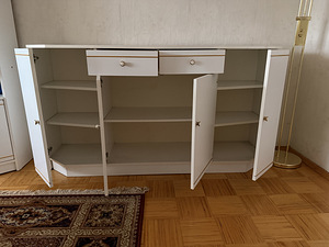 Комод с ящиками (4 фото из 10)