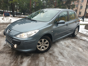 Peugeot 307 OXYGO 1.6 80KW (1 foto / 11)