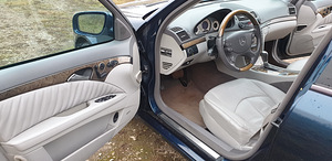 Mercedes-Benz E320 CDI (8 foto / 14)