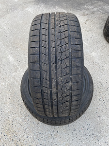 275/40/R22 , 315/35/R20 (2 foto / 3)