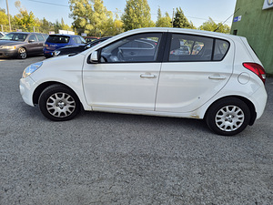 Autorent / Autorent / (6 foto / 10)