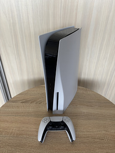 Playstation 5 Disk edition (1 foto / 2)