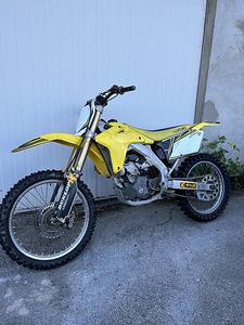 Suzuki rmz 450 (7 foto / 8)