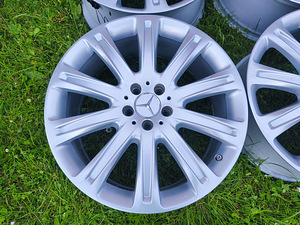 20 mercedes benz orginaalveljed (ML/GL/GLE) (3 foto / 5)