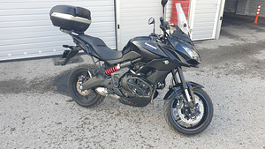Kawasaki Versus 650 ABS (10 foto / 10)