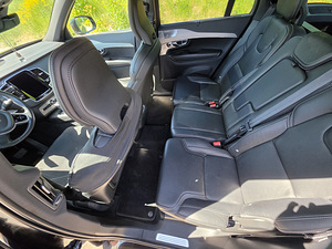 Volvo XC90 Inscription D5 AWD TOP VARUSTUS (6 foto / 14)