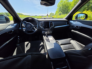 Volvo XC90 Inscription D5 AWD TOP VARUSTUS (7 foto / 14)