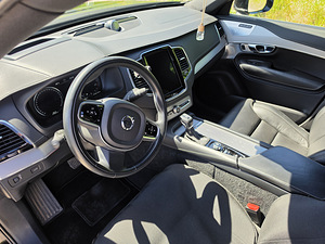 Volvo XC90 Inscription D5 AWD TOP VARUSTUS (12 foto / 14)