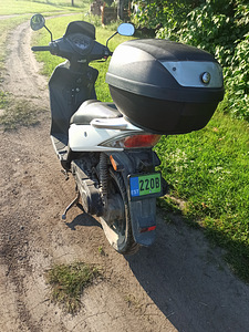 Скутера, мопеда Kymco (3 фото из 5)