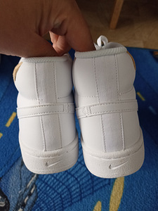 Nike uued tossud naistele 40 (3 foto / 5)