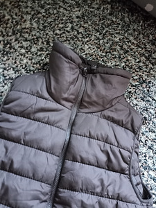Uus vest naistele suurus 40 (3 foto / 4)